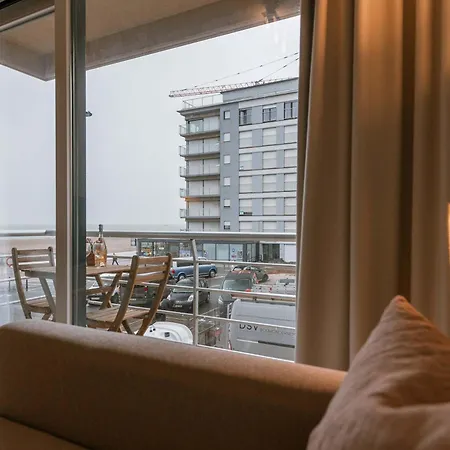 Huswell - Stunning With Side Sea View In Appartamento Koksijde